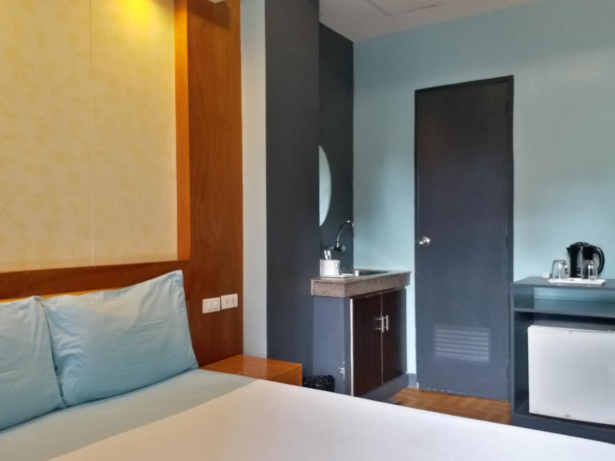 ลีซัน เรซิเดนซ์ Hotel มะนิลา ภายนอก รูปภาพ